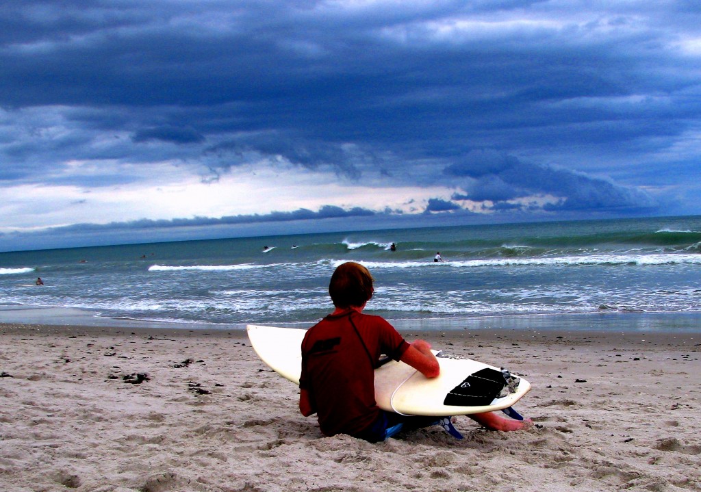 Brady waiting on his next heat with the stormy weather rolling in...